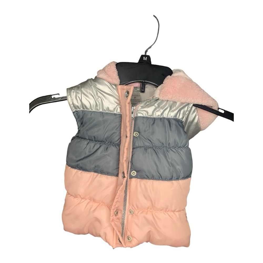 Adorable Hooded Puffer Vest (2T)